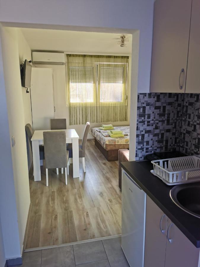 Apartmani Manila, Vauceri, Terme-Popust, Akva Park-Popust, Garazno Mesto Vrnjačka Banja Exterior foto